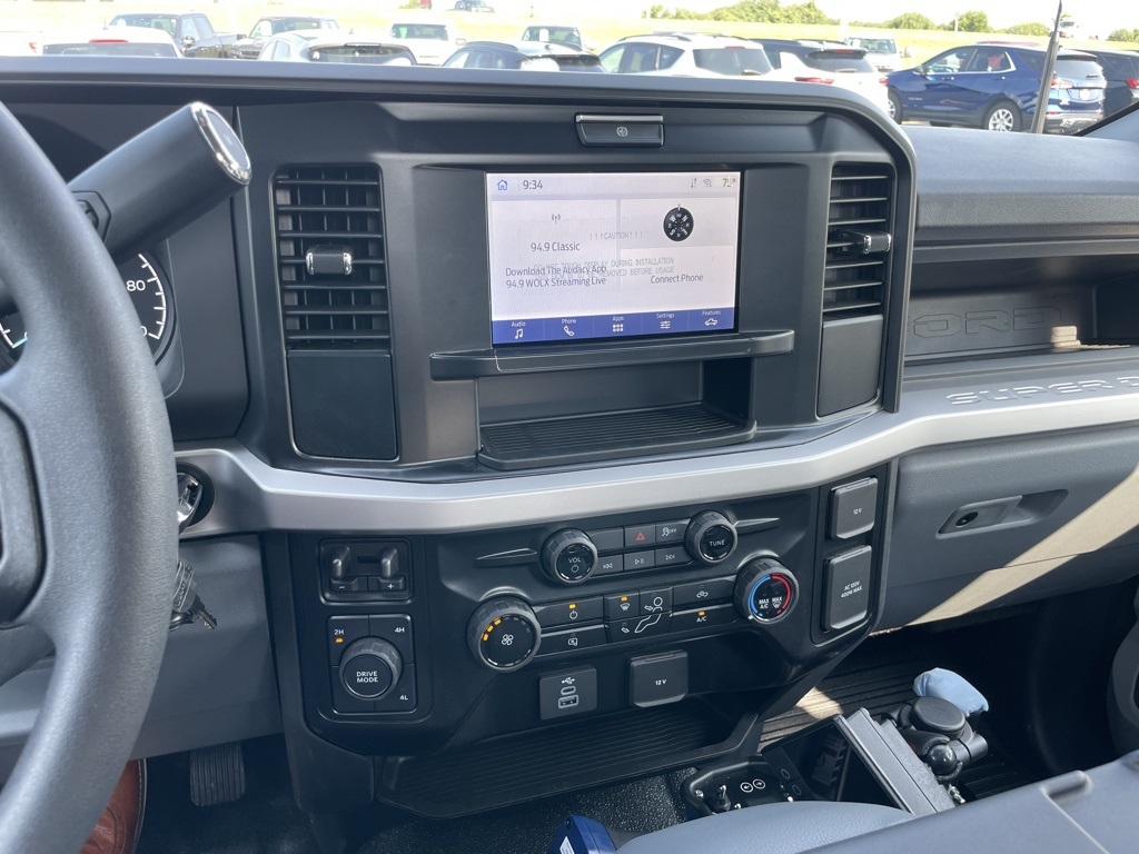 2025 Ford F-550 XL photo 10