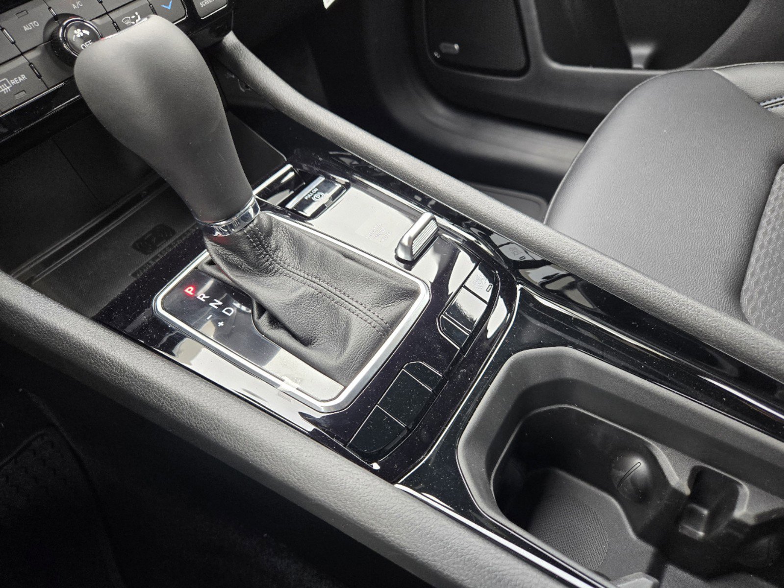 2025 Jeep Compass North Edition Latitude photo 14
