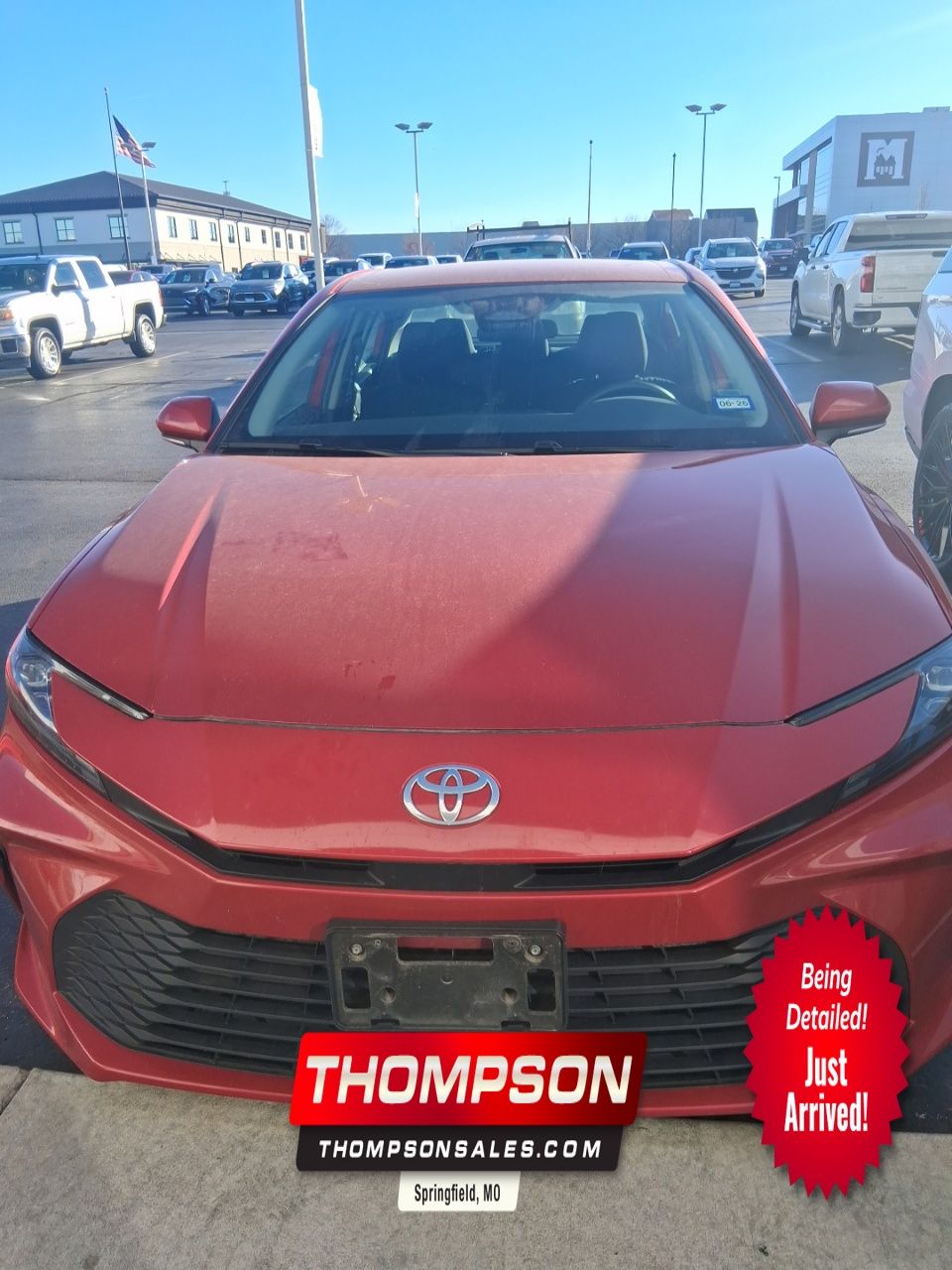 2025 Toyota Camry LE's photo