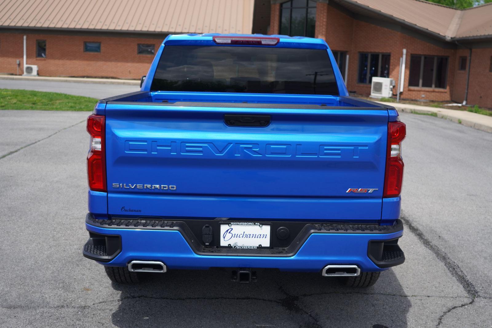 2025 Chevrolet Silverado 1500 RST photo 4