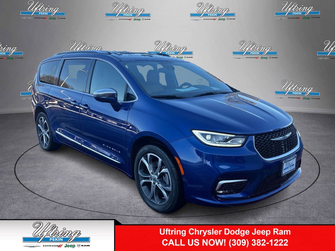 2021 Chrysler Pacifica Pinnacle's photo
