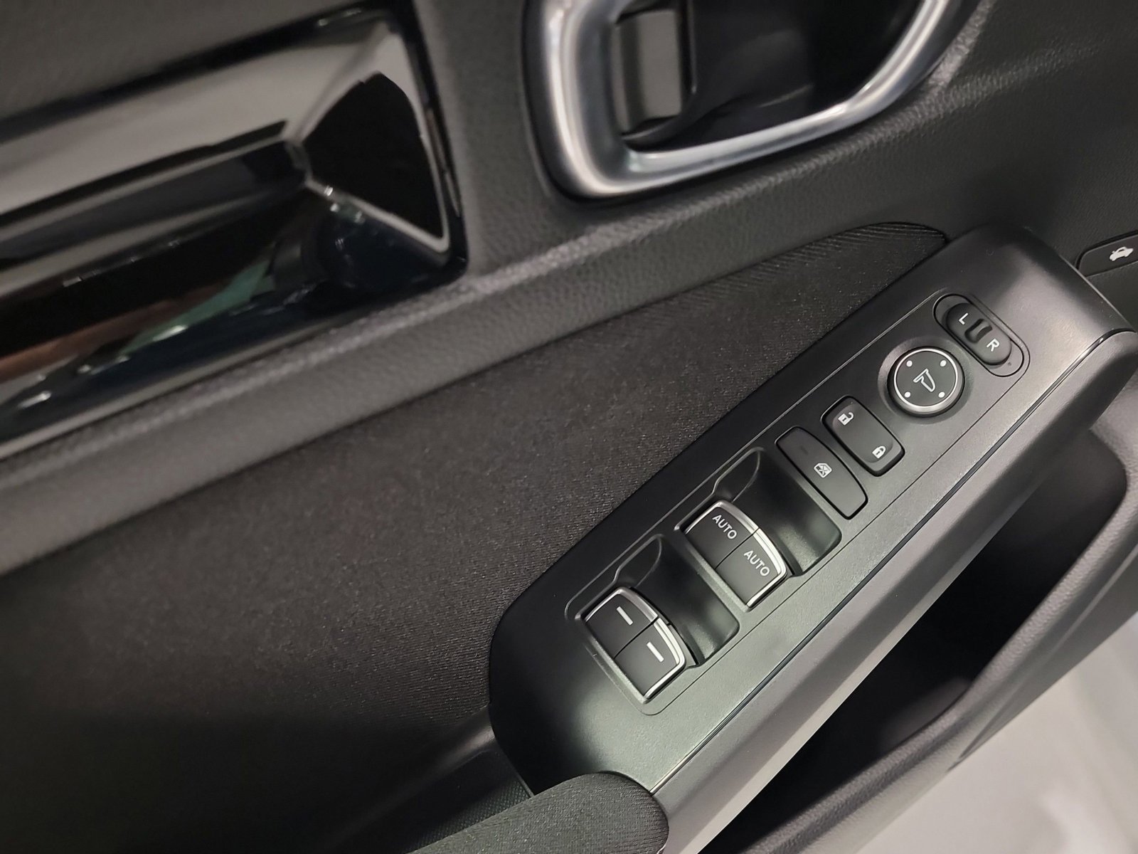 2026 Honda Civic Hybrid Sport photo 4