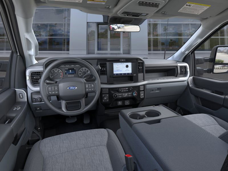 2025 Ford F-250 XL photo 9