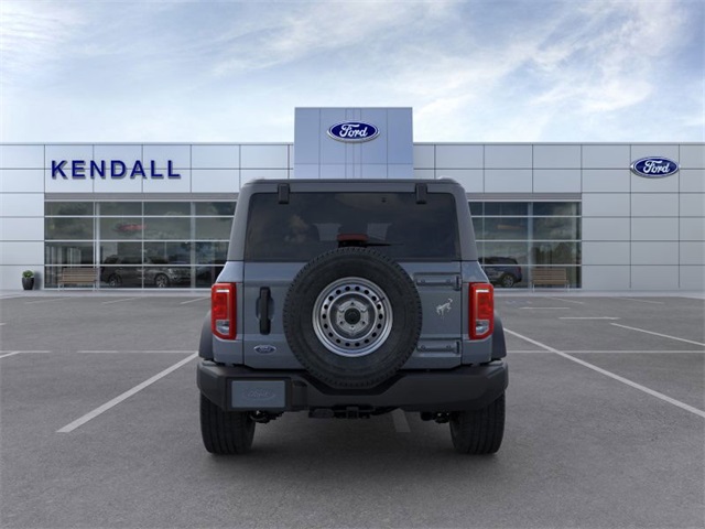 2025 Ford Bronco Base photo 5