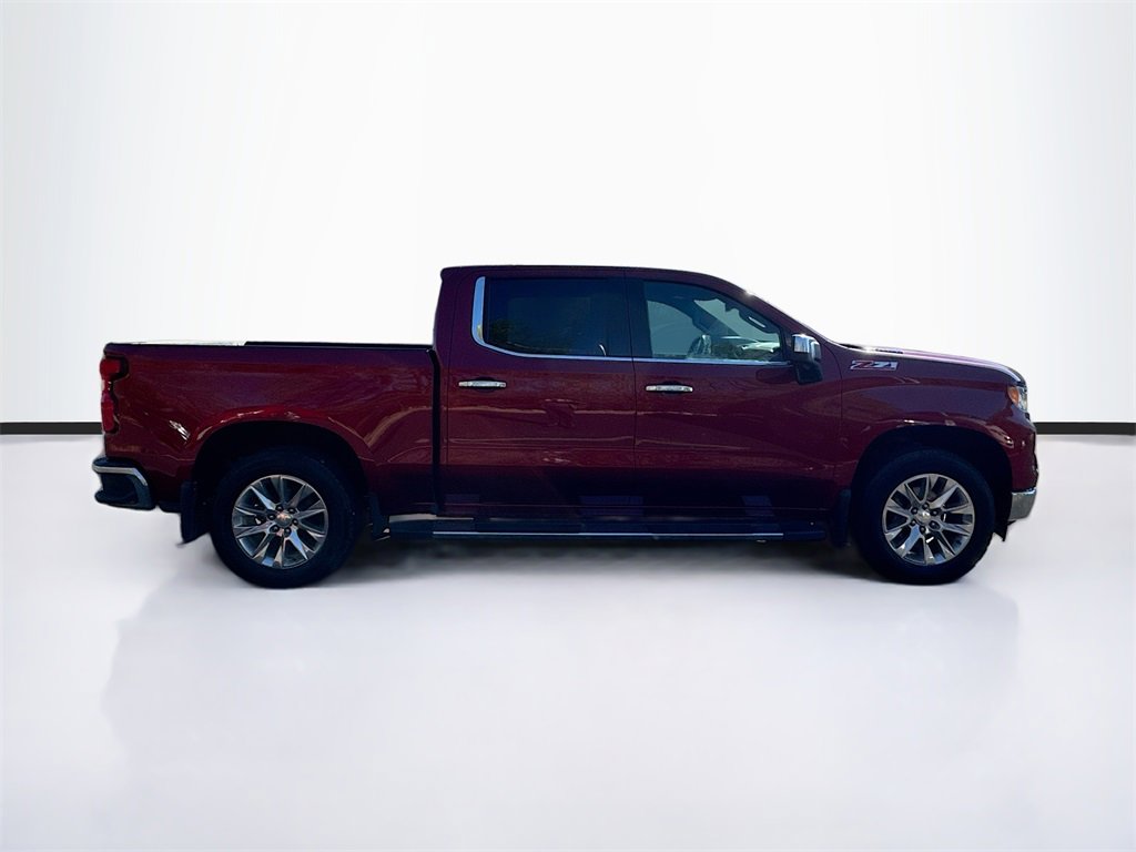 2022 Chevrolet Silverado 1500 LTZ photo 3