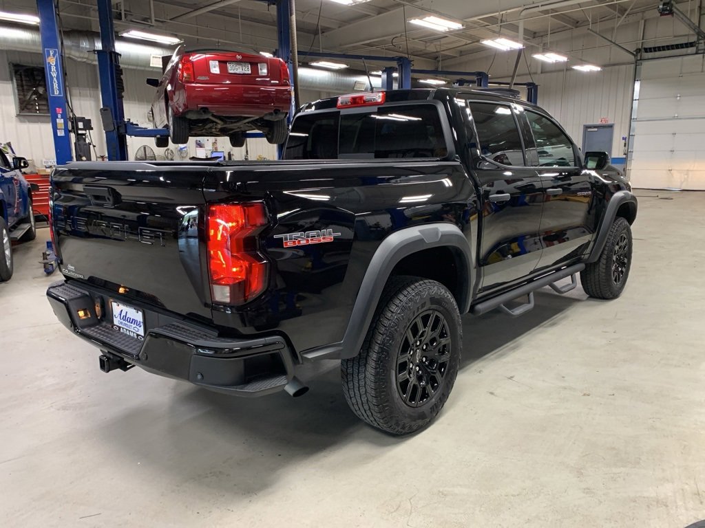 2024 Chevrolet Colorado Trail Boss photo 5