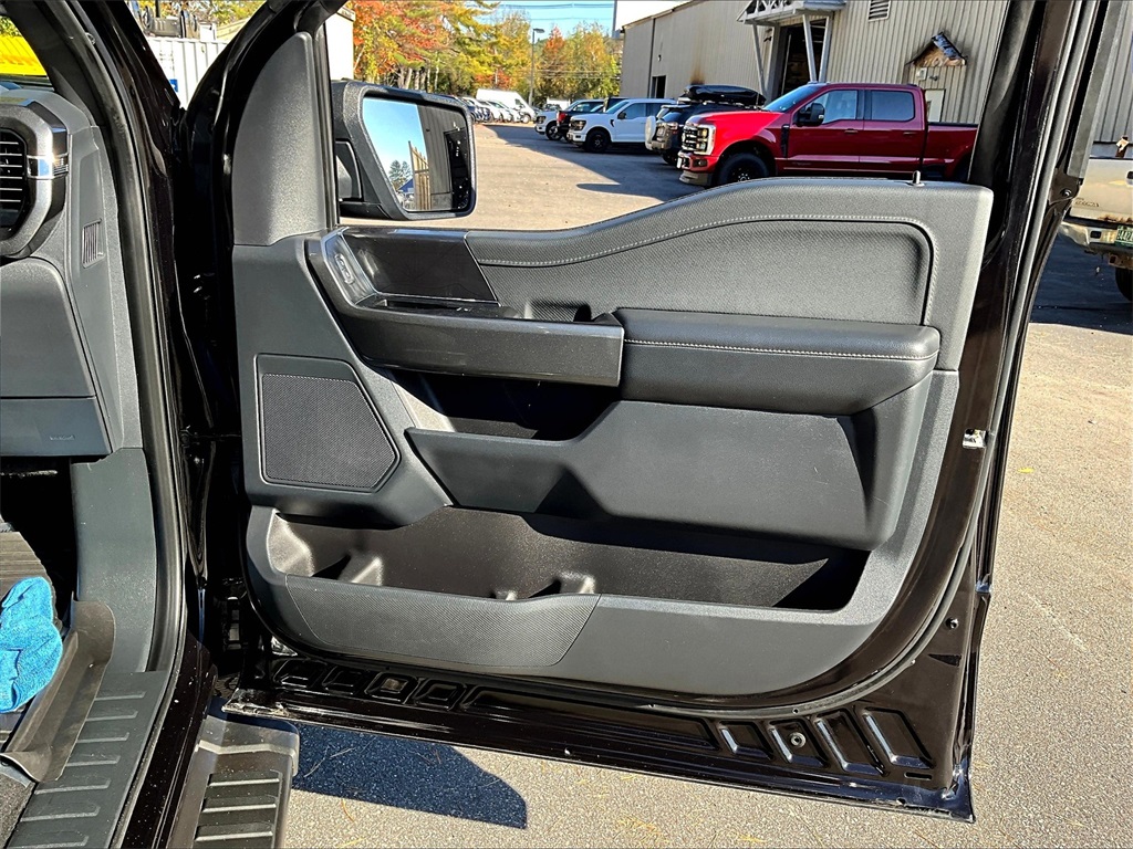 2023 Ford F-150 XLT photo 12