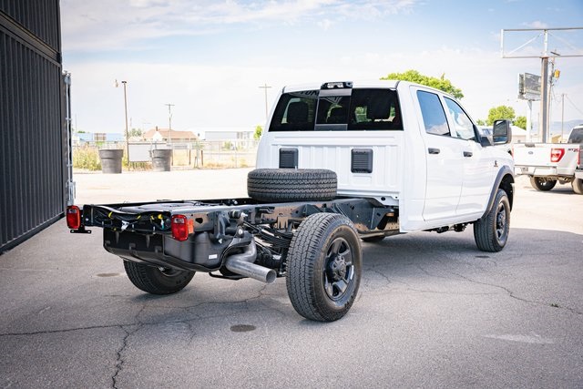 2025 Ram 3500 Tradesman photo 8