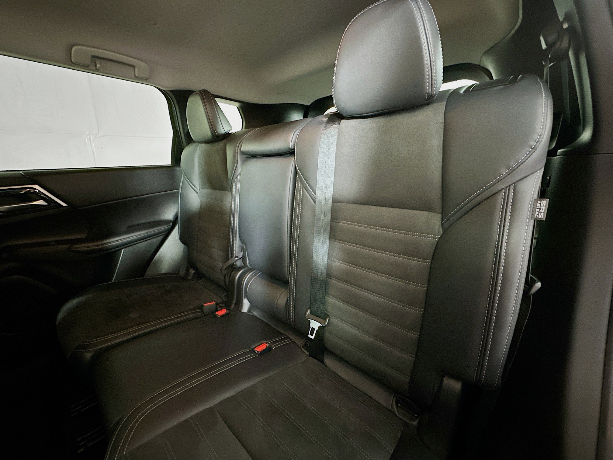 2024 Mitsubishi Outlander SE photo 20