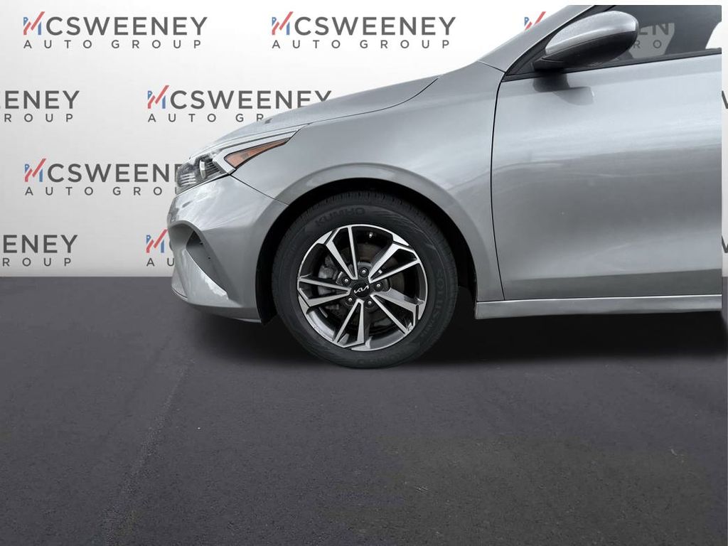 2022 Kia Forte LXS photo 27