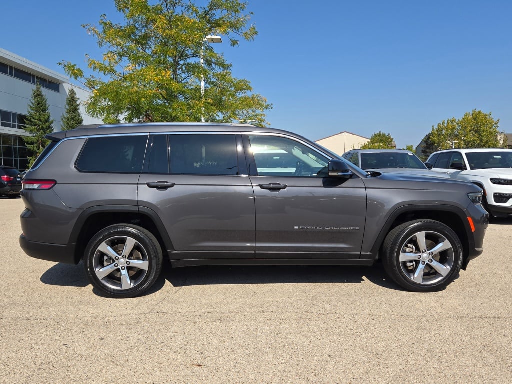 2021 Jeep Grand Cherokee Limited photo 4