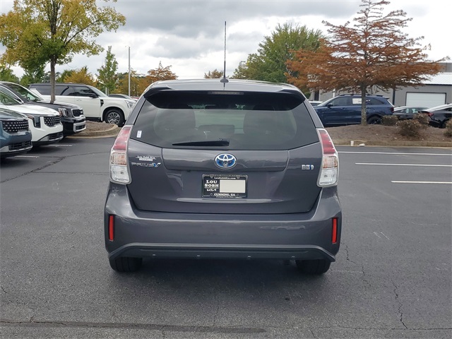 2017 Toyota Prius V Five photo 4