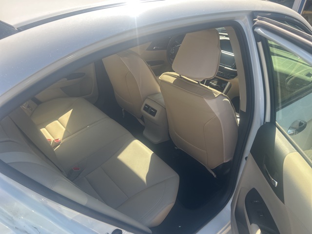 2017 Honda Accord Hybrid Touring photo 9