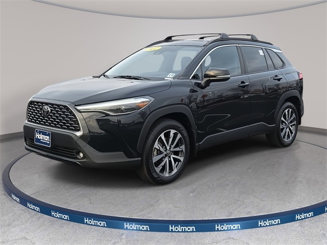 2022 Toyota Corolla Cross XLE