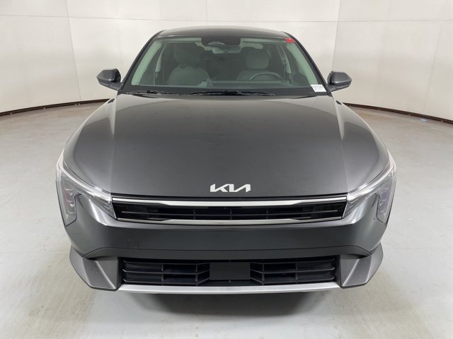 2025 Kia K4 EX photo 3