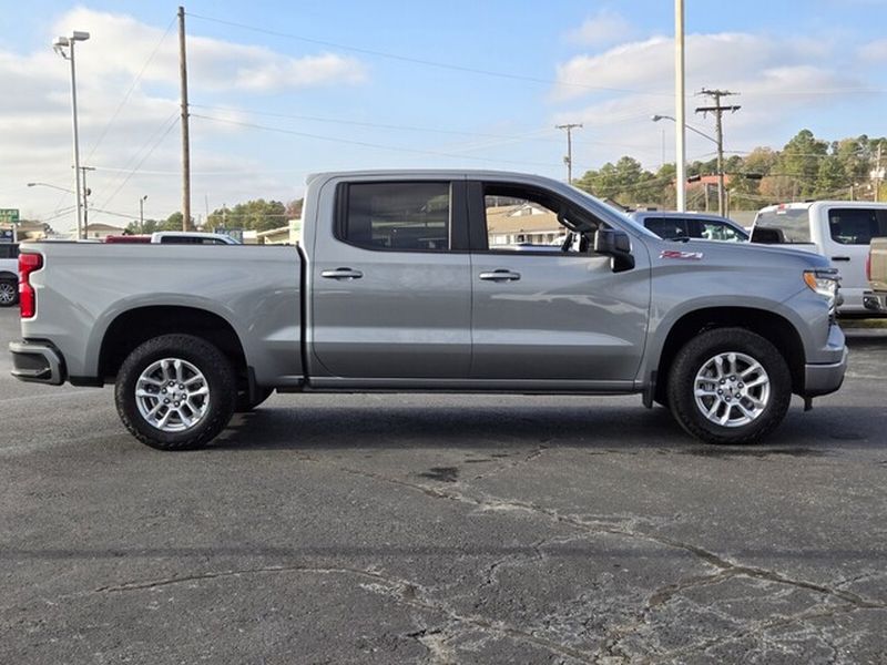 Used 2024 Chevrolet Silverado 1500 RST with VIN 1GCUDEED0RZ234095 for sale in Little Rock