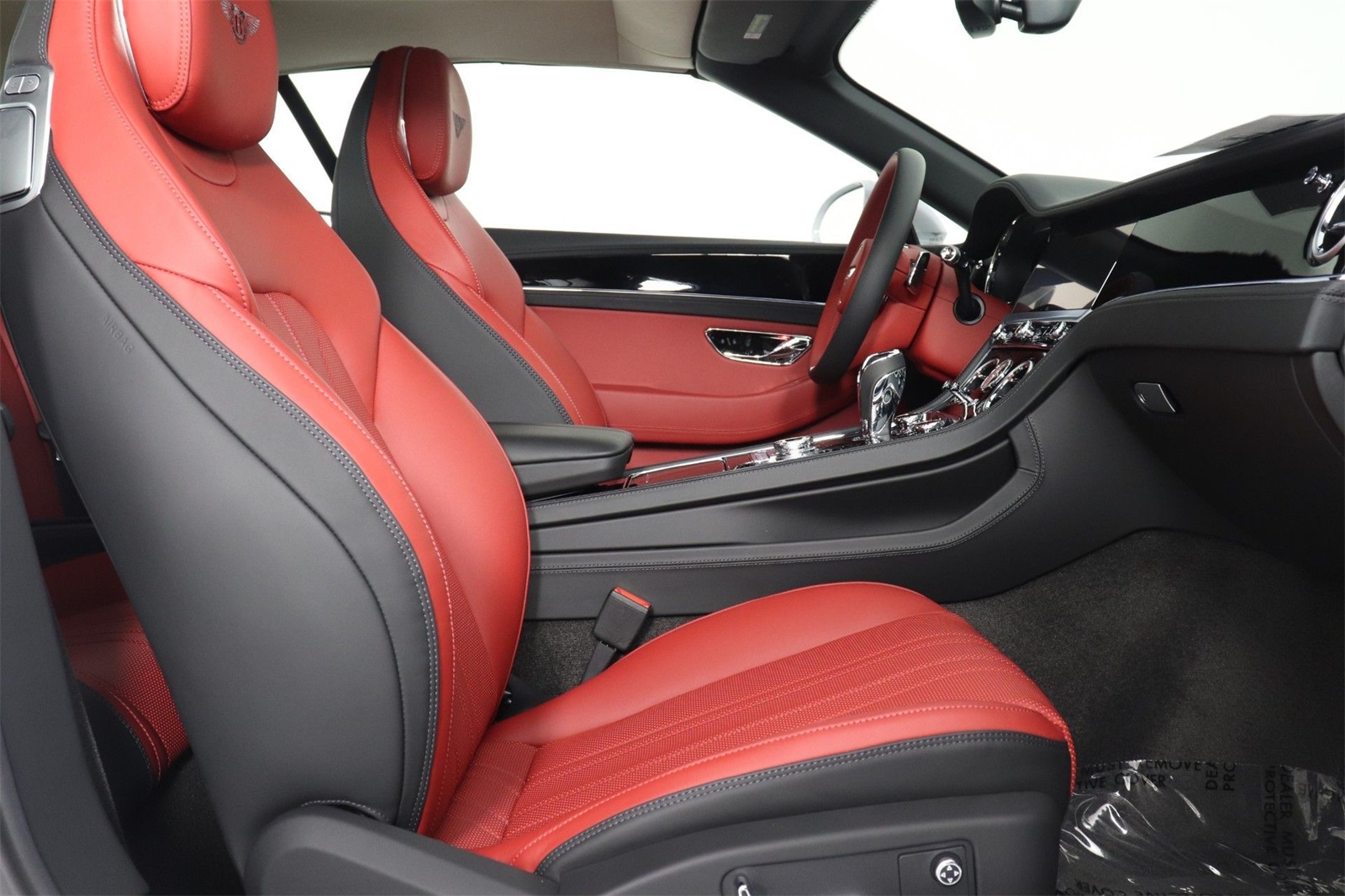 2024 Bentley Continental GT V8 photo 18