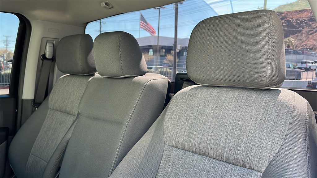 2023 Ford F-150 XL photo 4