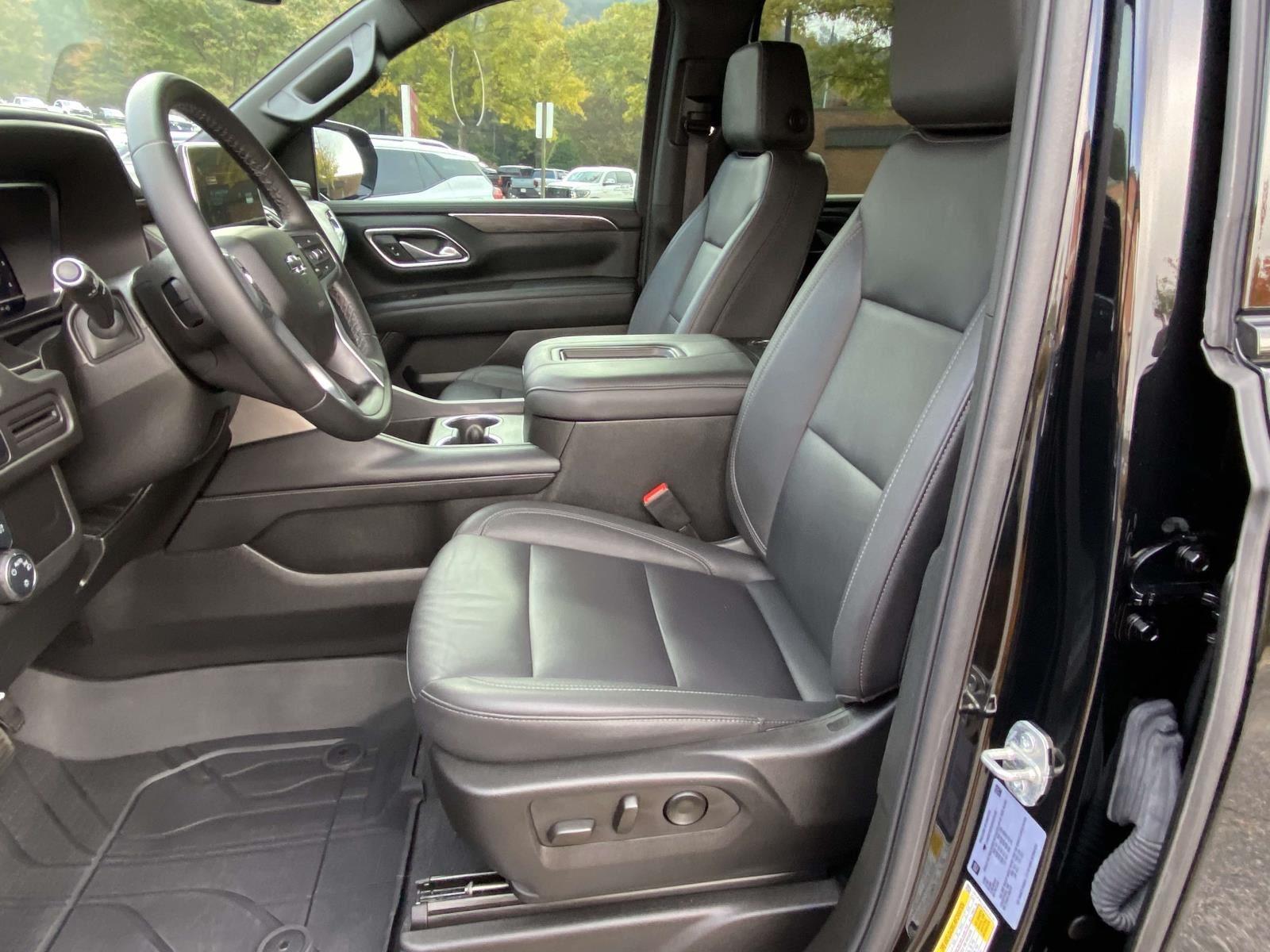 2024 Chevrolet Tahoe Z71 photo 3