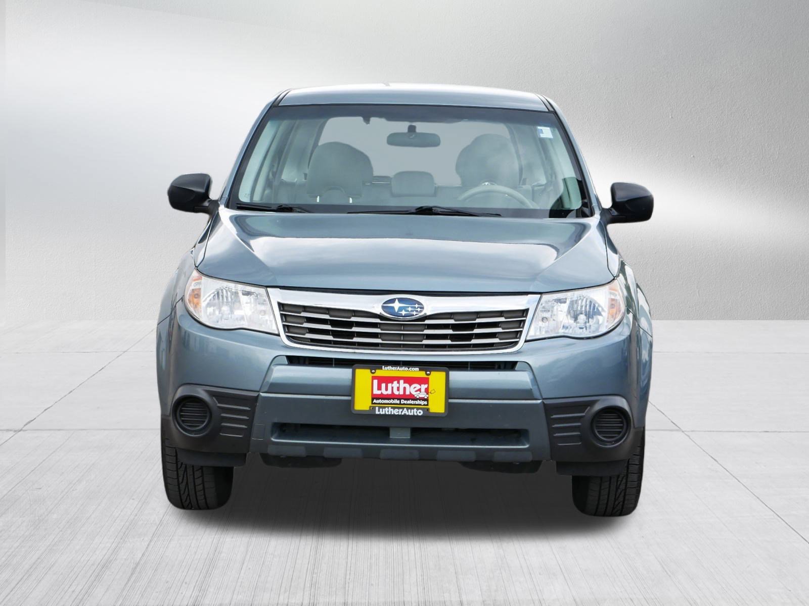 2010 Subaru Forester 2.5X photo 2