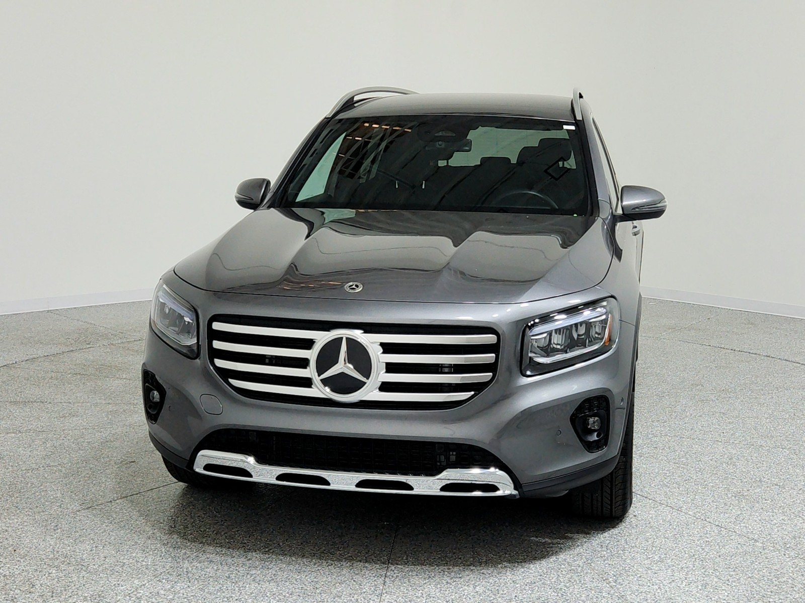 2025 Mercedes Benz GLB 250 photo 3