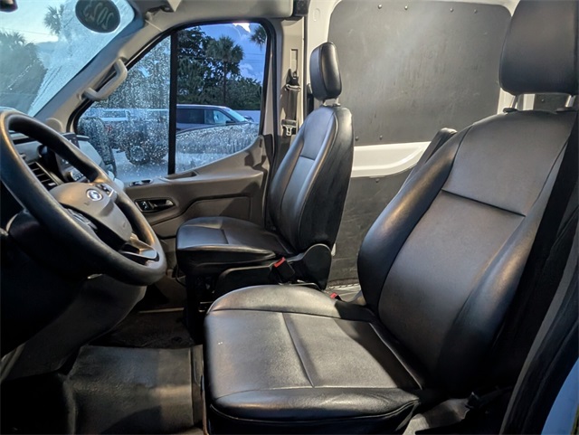 2023 Ford Transit photo 3