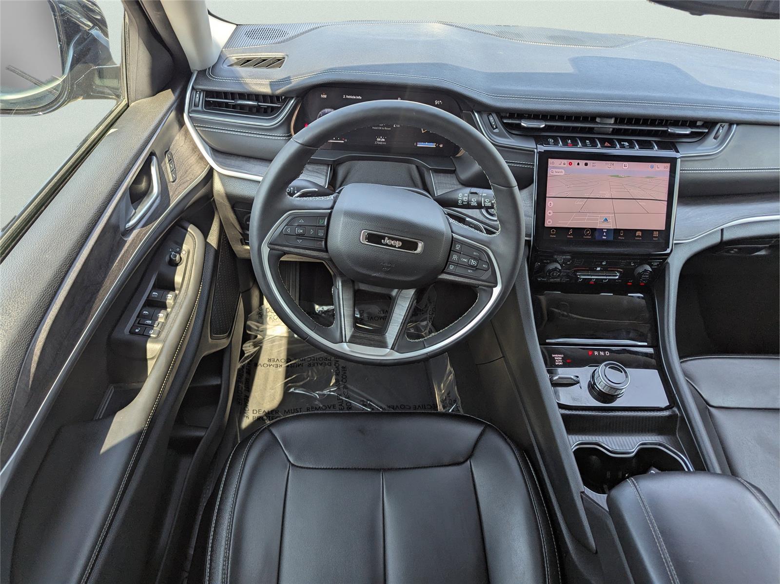 2024 Jeep Grand Cherokee Limited photo 3