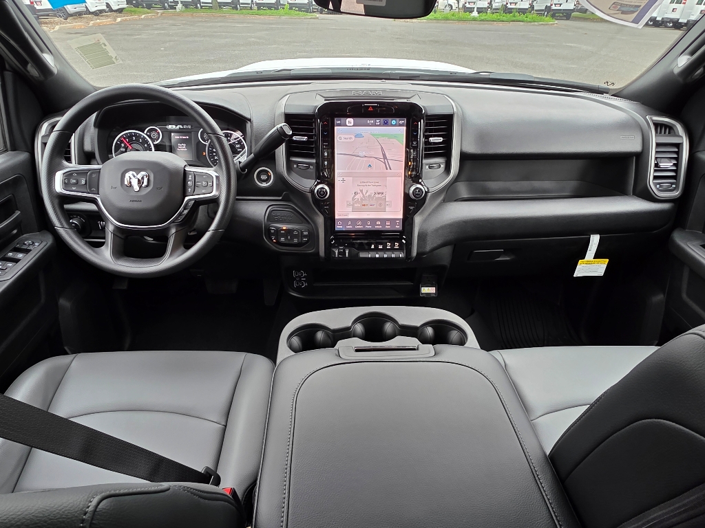 2025 Ram 2500 Tradesman photo 2