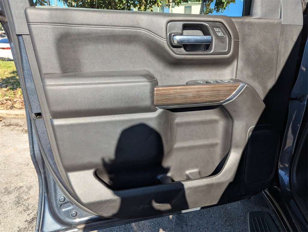 2022 Chevrolet Silverado 1500 LT photo 16