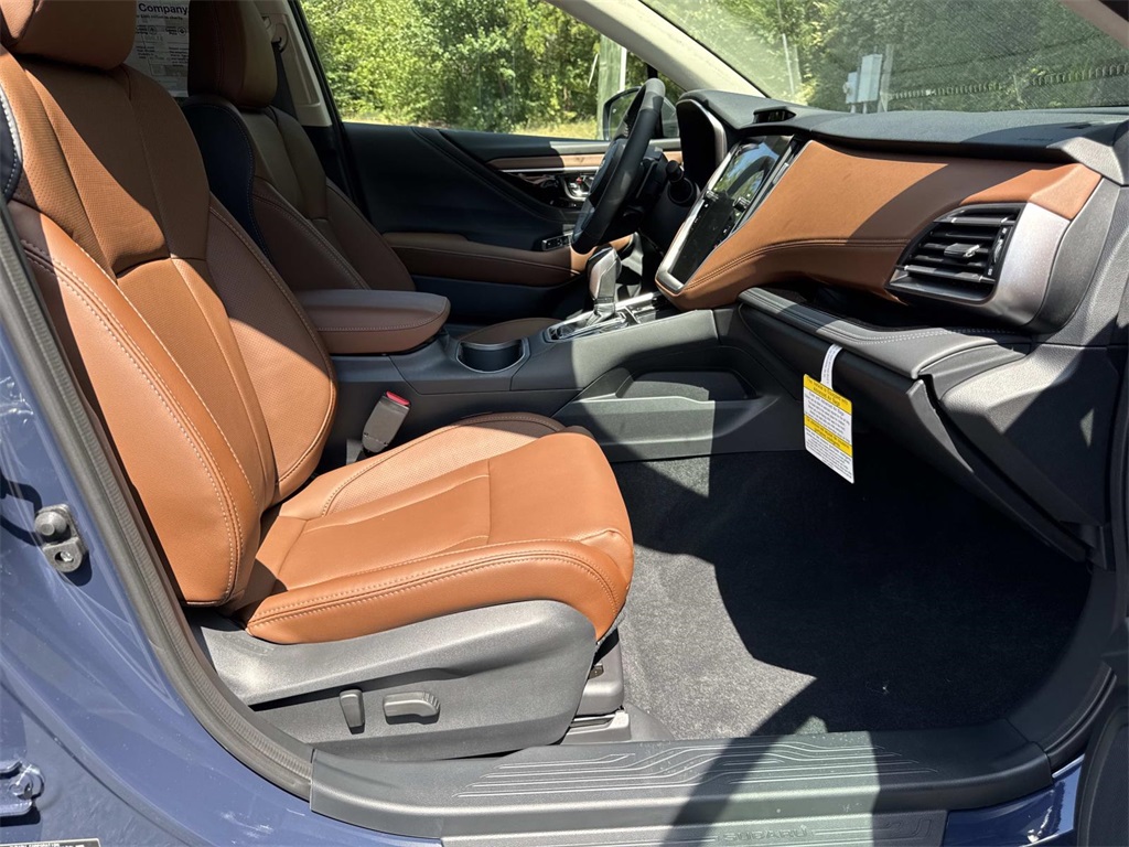 2025 Subaru Outback Touring XT photo 8