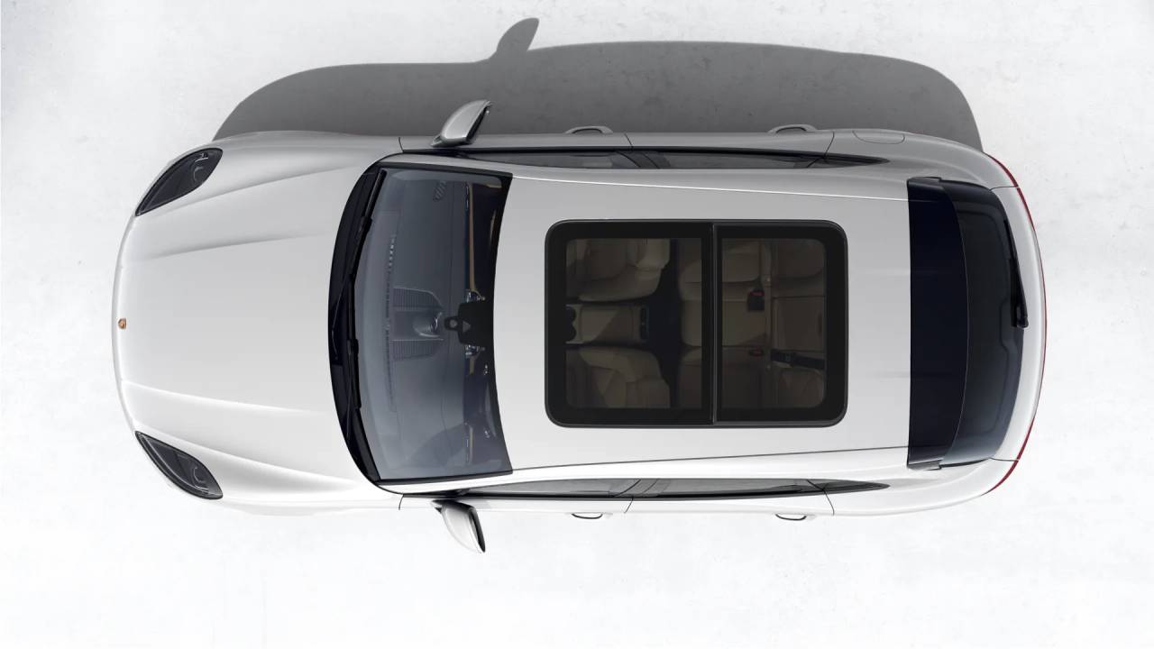 2026 Porsche Macan T photo 6