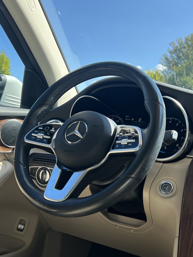2022 Mercedes Benz GLC 300 4MATIC photo 11