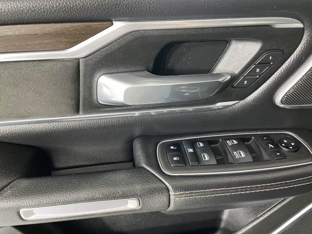 2022 Ram 1500 Laramie photo 18