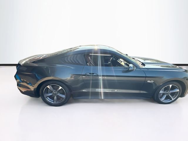 2015 Ford Mustang GT Premium photo 4