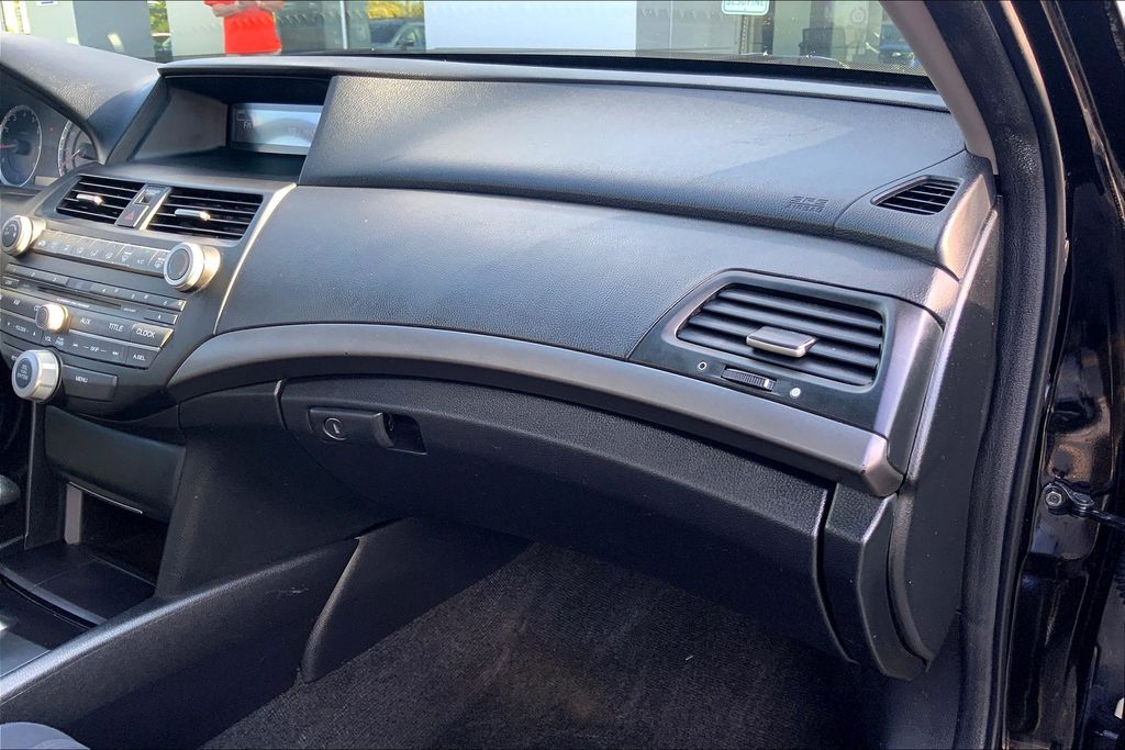2012 Honda Accord LX photo 16