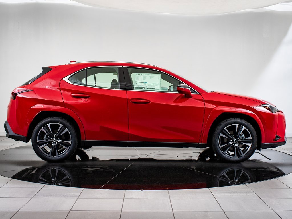 2025 Lexus UX Premium photo 11