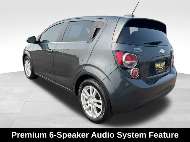 2016 Chevrolet Sonic LT photo 7
