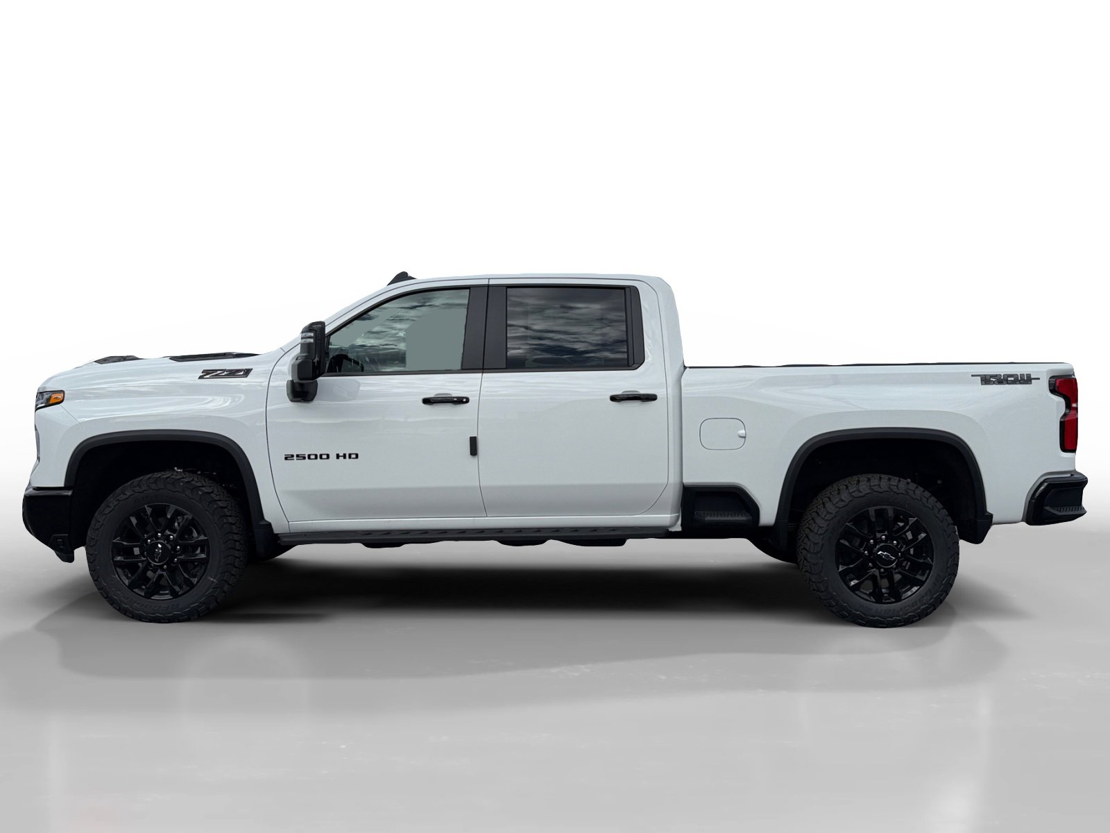 2026 Chevrolet Silverado 2500HD LT photo 2