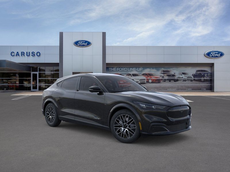 2025 Ford Mustang Mach-E Premium photo 6