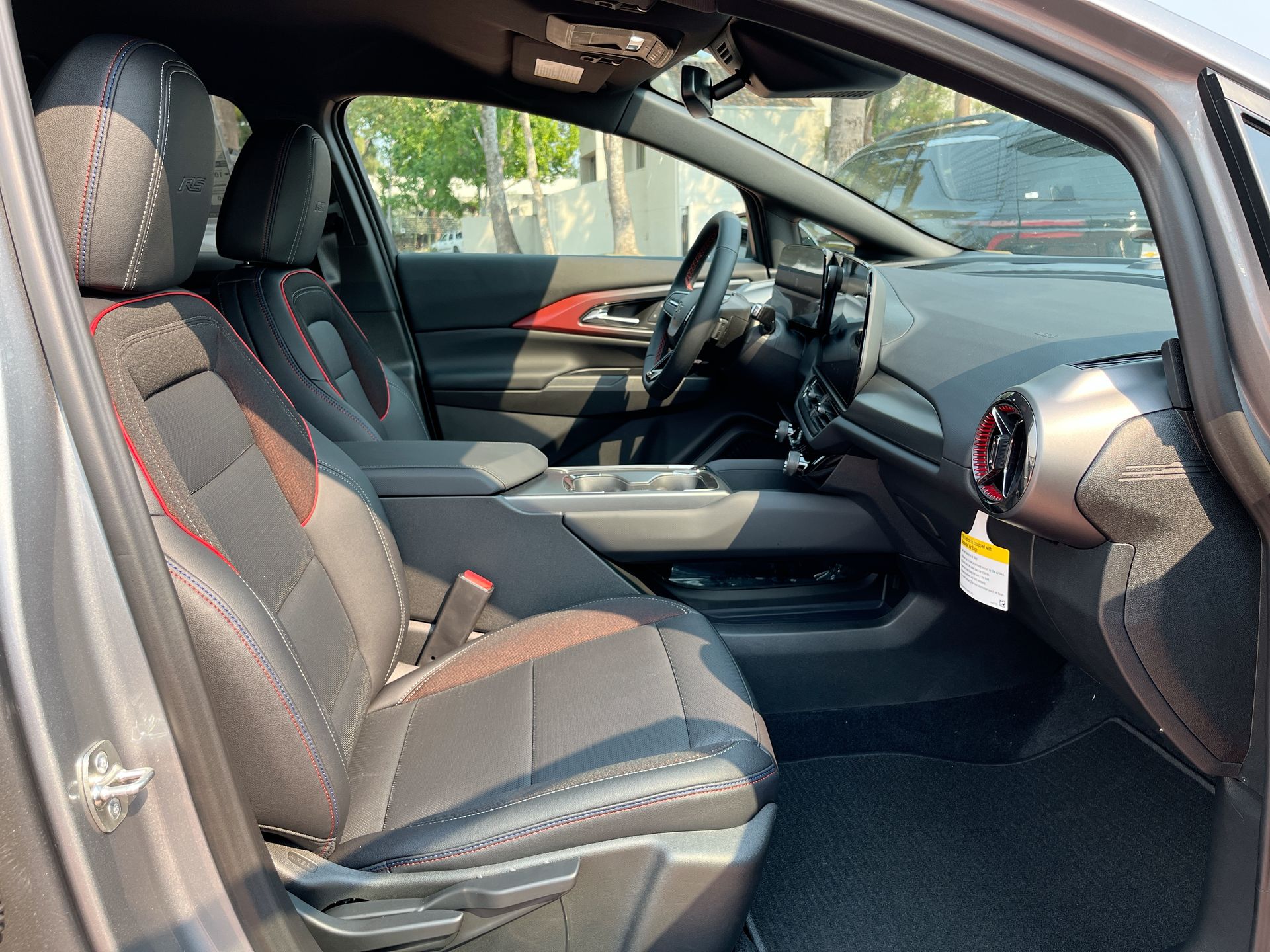 2025 Chevrolet Equinox EV 3RS photo 24