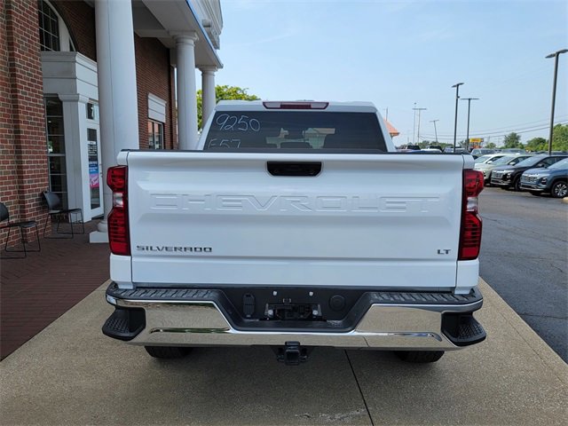 2025 Chevrolet Silverado 1500 LT photo 4