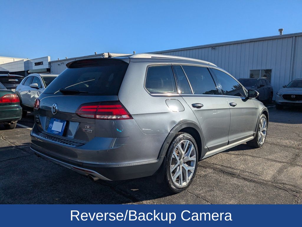 2018 Volkswagen Golf Alltrack TSI SEL photo 4