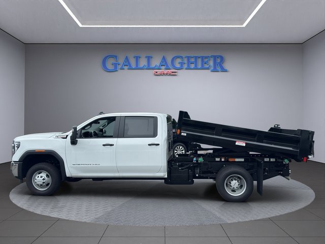 2025 Gmc Sierra 3500 HD Pro photo 3