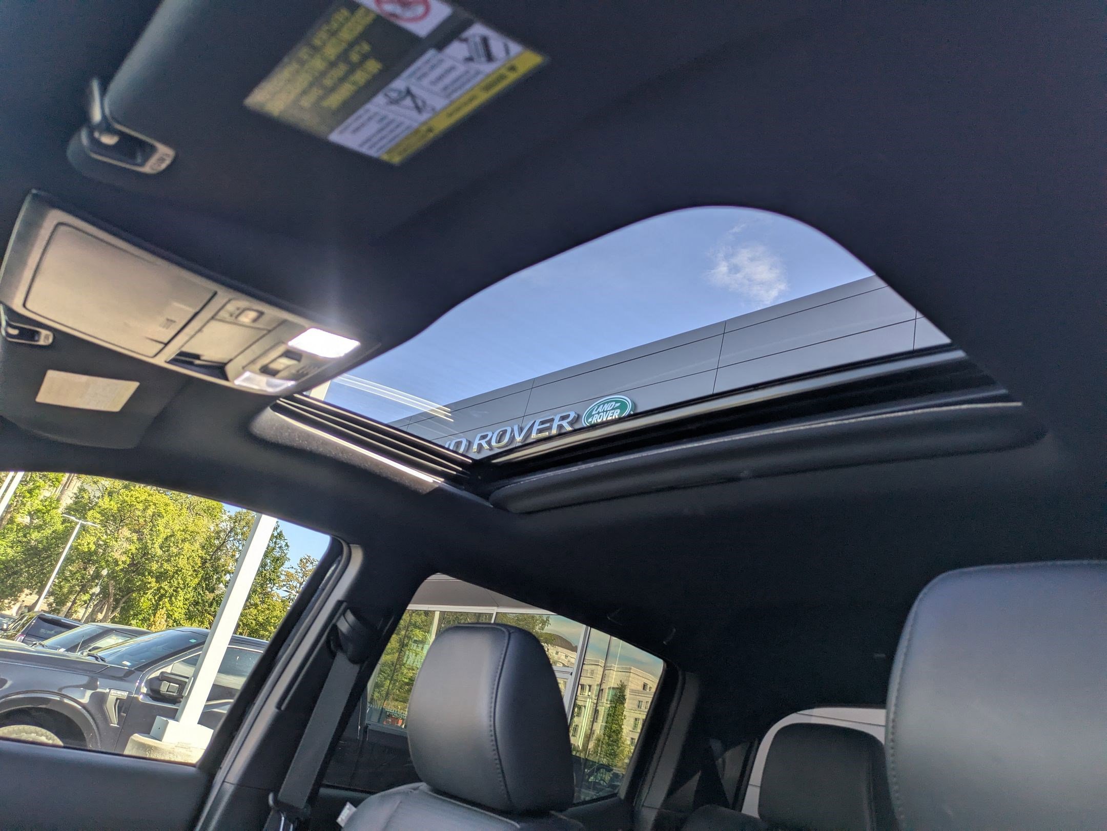 2023 Toyota Tacoma Limited photo 24