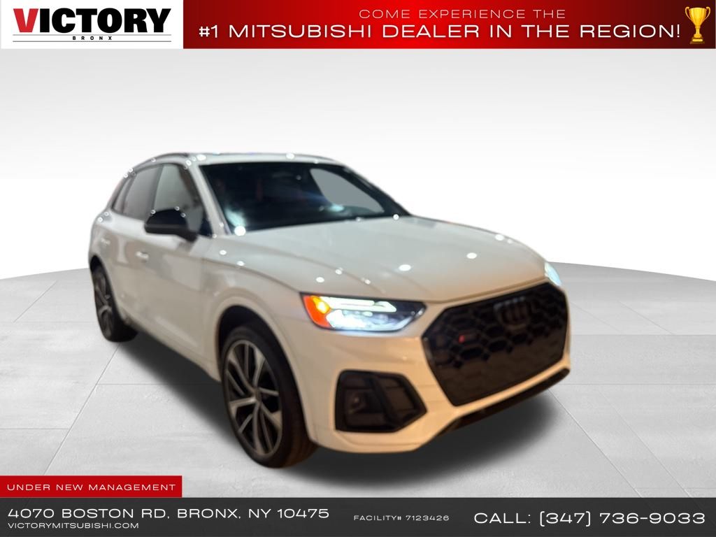 2022 Audi SQ5 Premium Plus photo 3