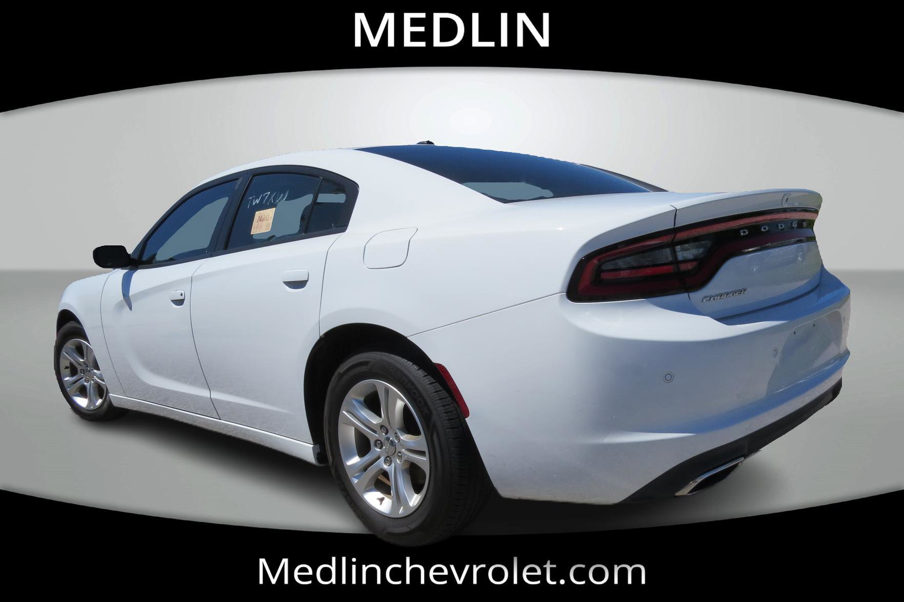 2021 Dodge Charger SXT photo 5