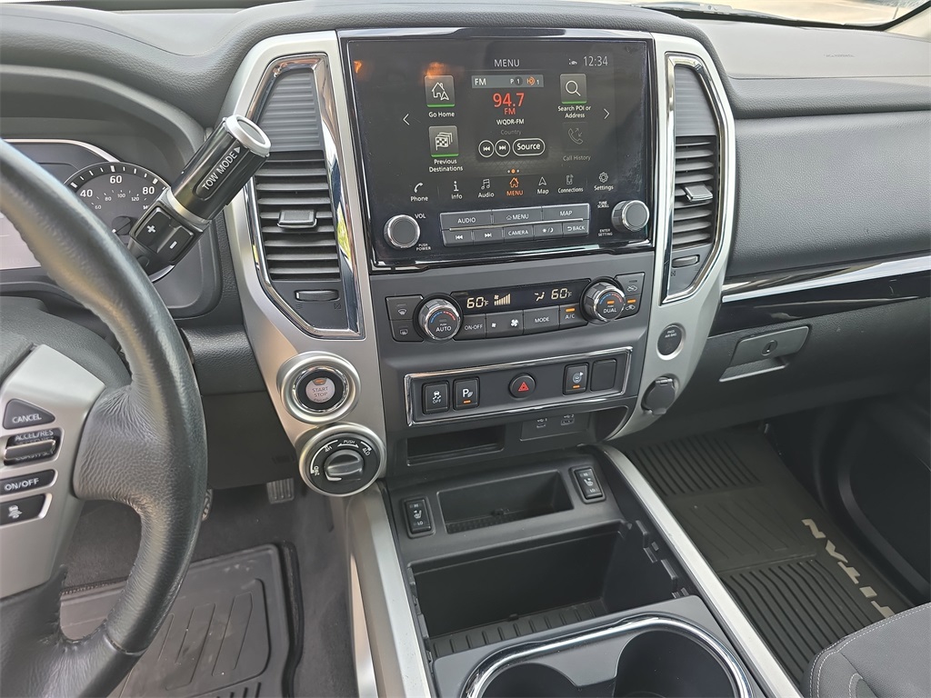2021 Nissan Titan SV photo 18