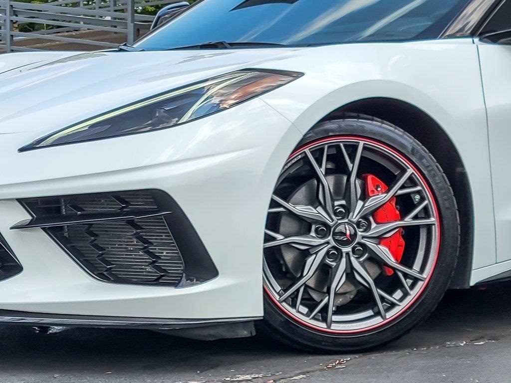 2024 Chevrolet Corvette Stingray 2LT photo 3