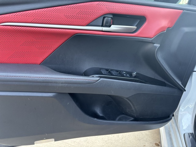 2025 Toyota Camry XSE photo 9