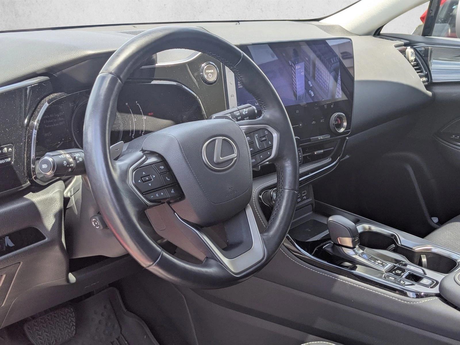 2022 Lexus NX 350h Premium photo 9